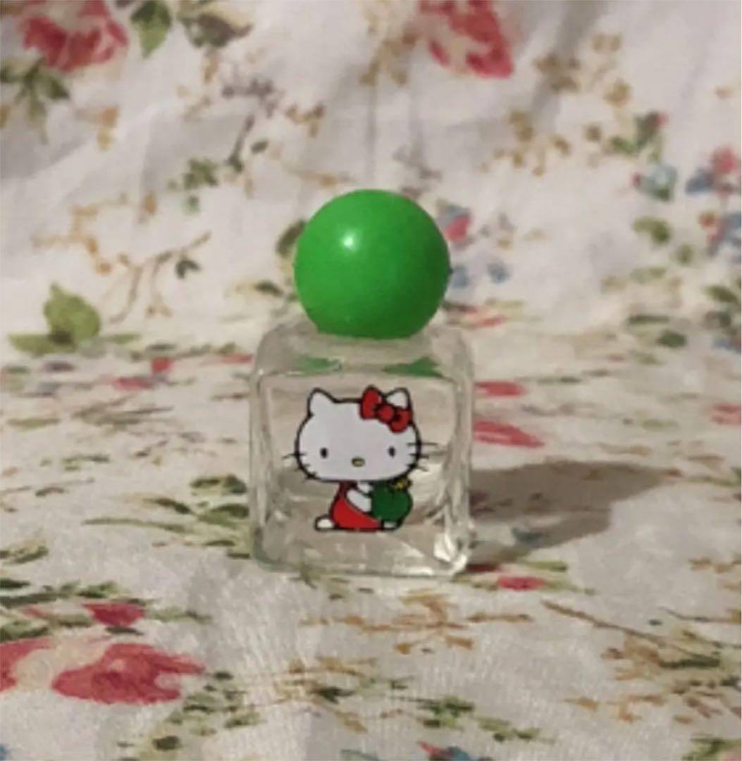サンリオ香水 希少 ハローキティ ミニ瓶