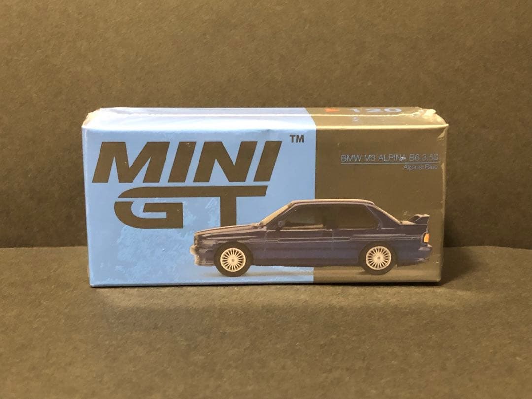 MINI GT 1/64  M3 E30 ALPINA B6 3.5S 右