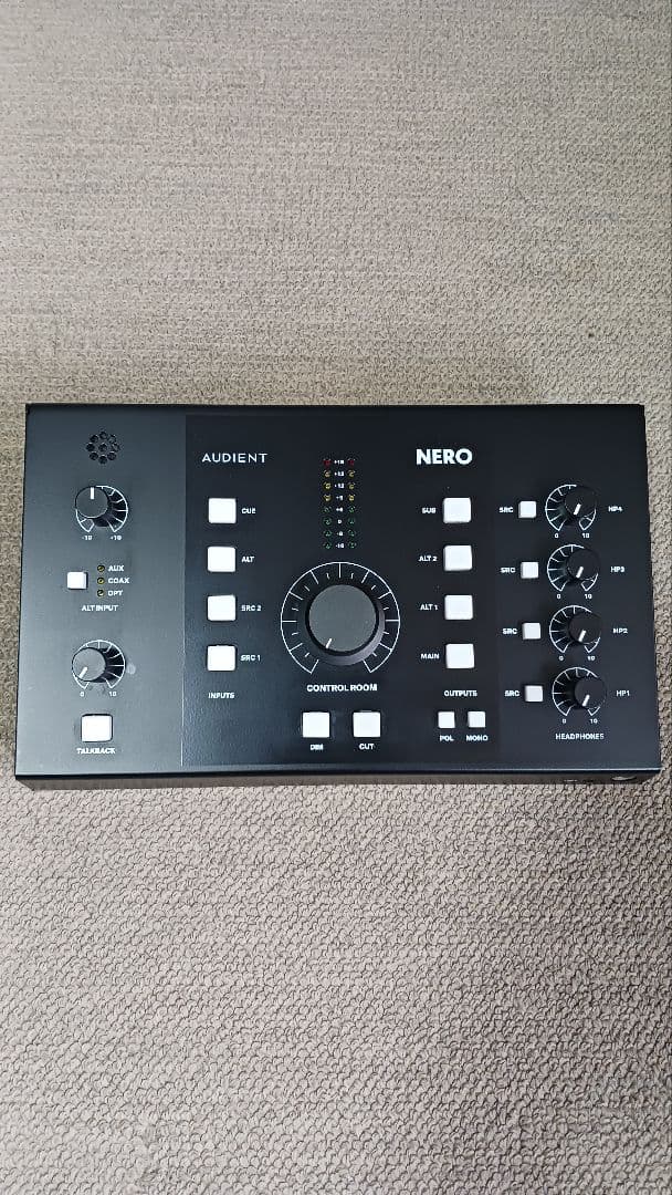 AUDIENT NERO デスクトップ・モニター・コントローラー