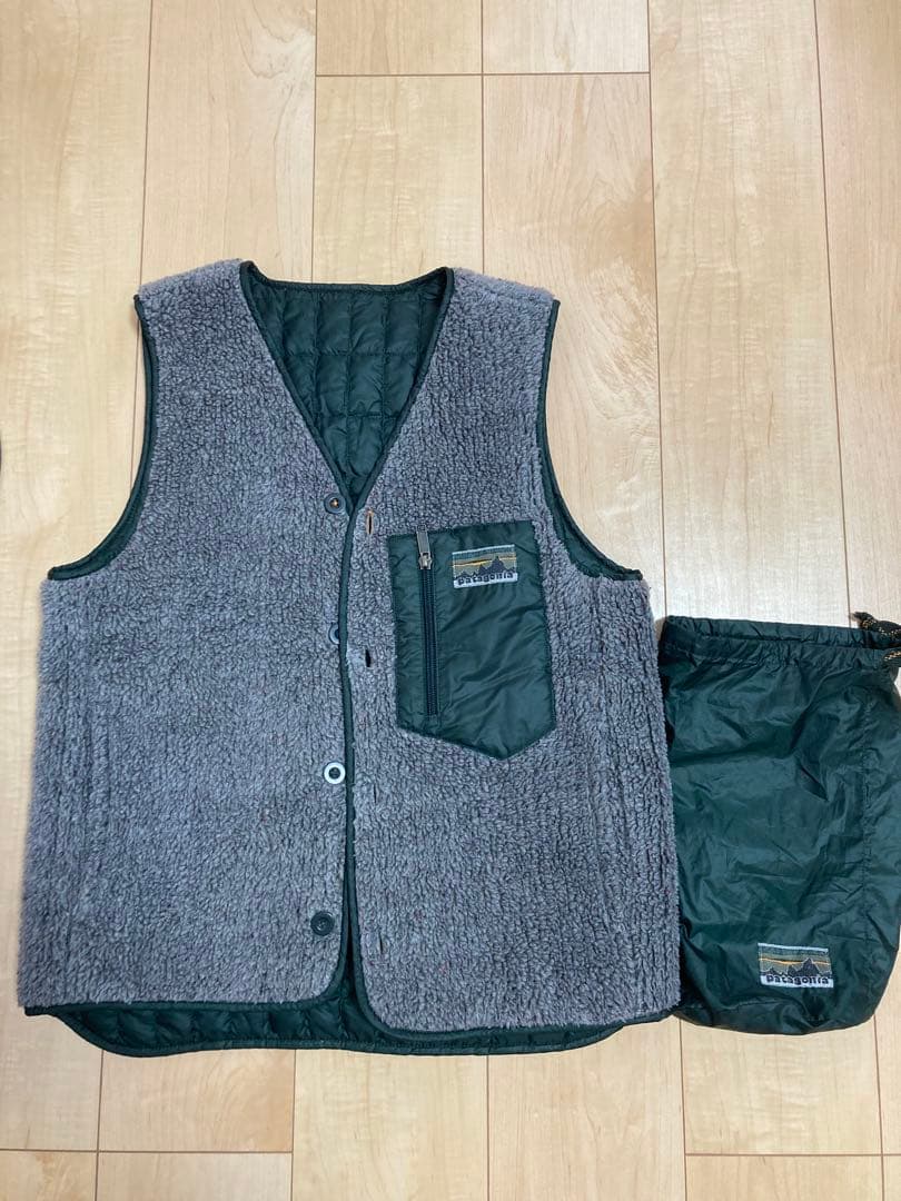 リバーシブルベスト　パタゴニア