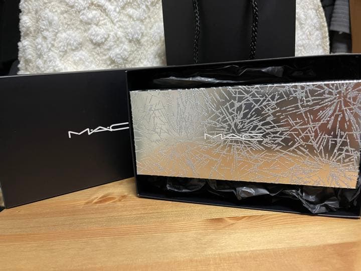 MAC 2020年クリスマス限定リップセット クリスマスコフレ2020】M・A・Cファン歓喜♡超豪華な特別キットが勢揃い