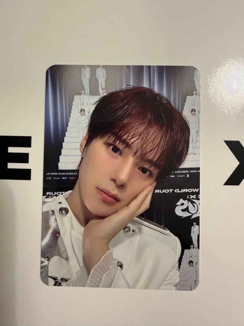 Qoo10 MONSTA X ミニアルバム特典カード ミニョク 紙吹雪つき - メルカリ