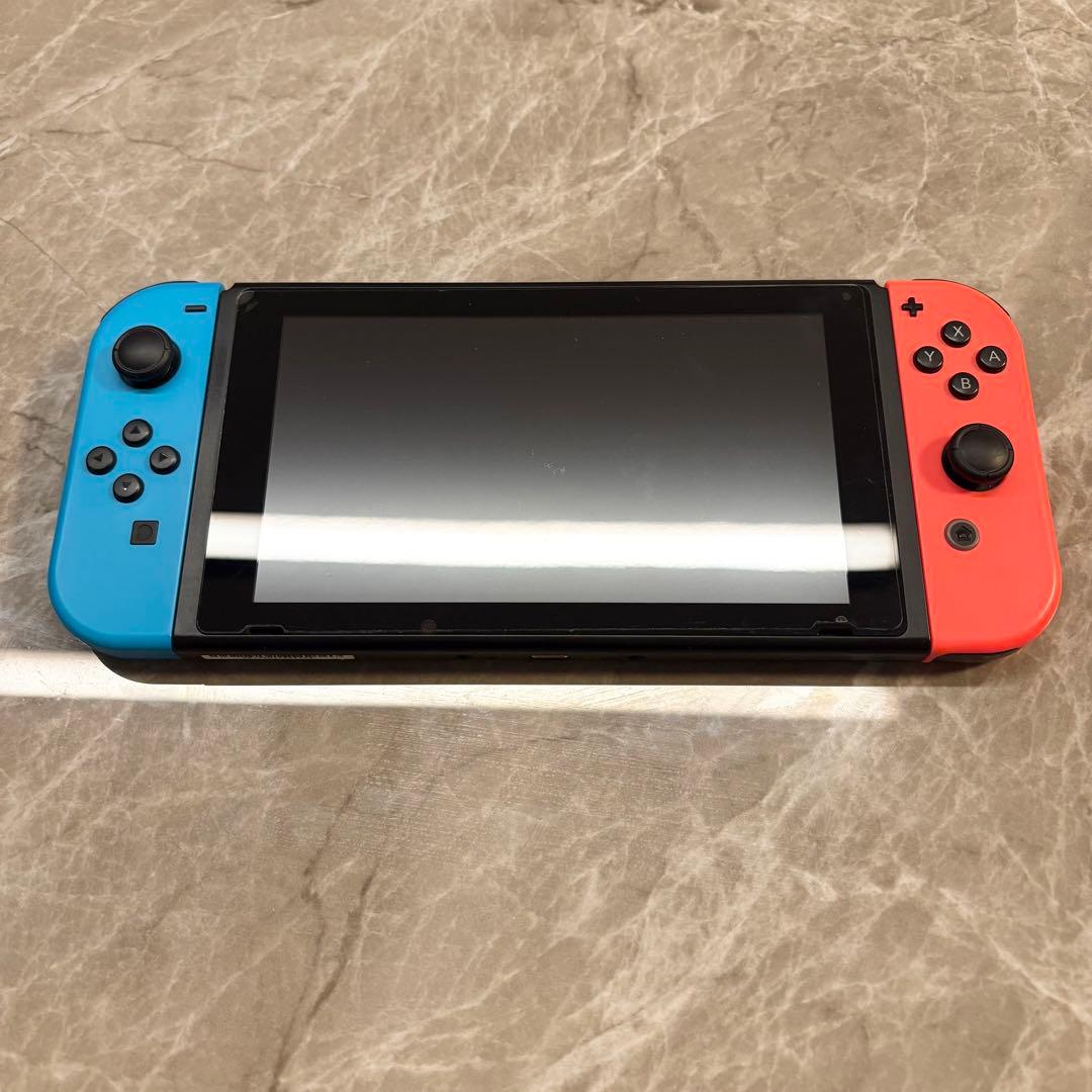 Nintendo Switch 青/赤 本体 - メルカリ