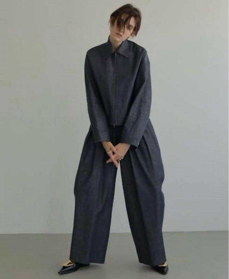 kinako 様　LOHEN ローヘン　ランダムタックハイウエスト　ワイドパンツ YENN（イェン） ハイライズ タックワイドパンツ / レディース ボトムス