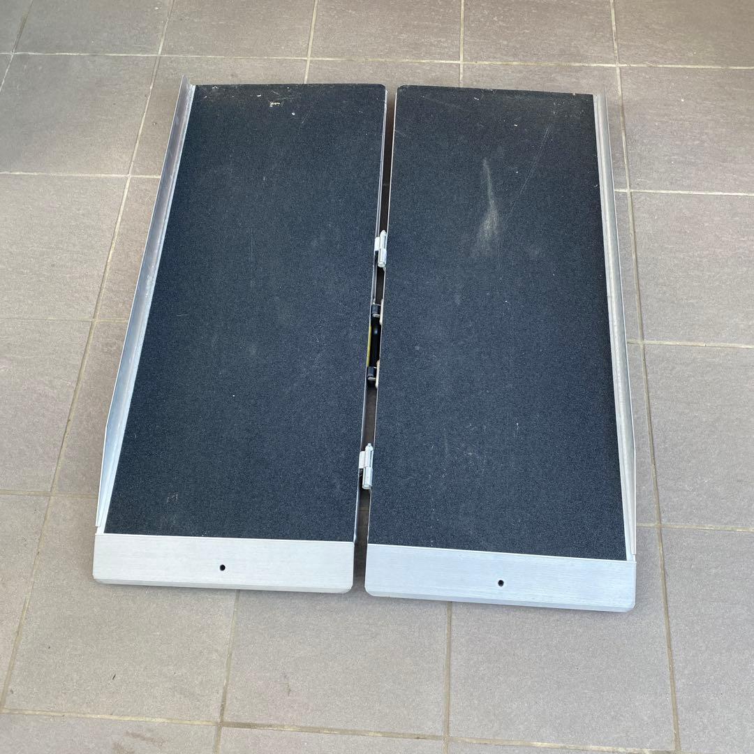 ⭐️値下げ⭐️イーストアイ　アルミポータブルスロープ PVS090 2折　折りたたみ