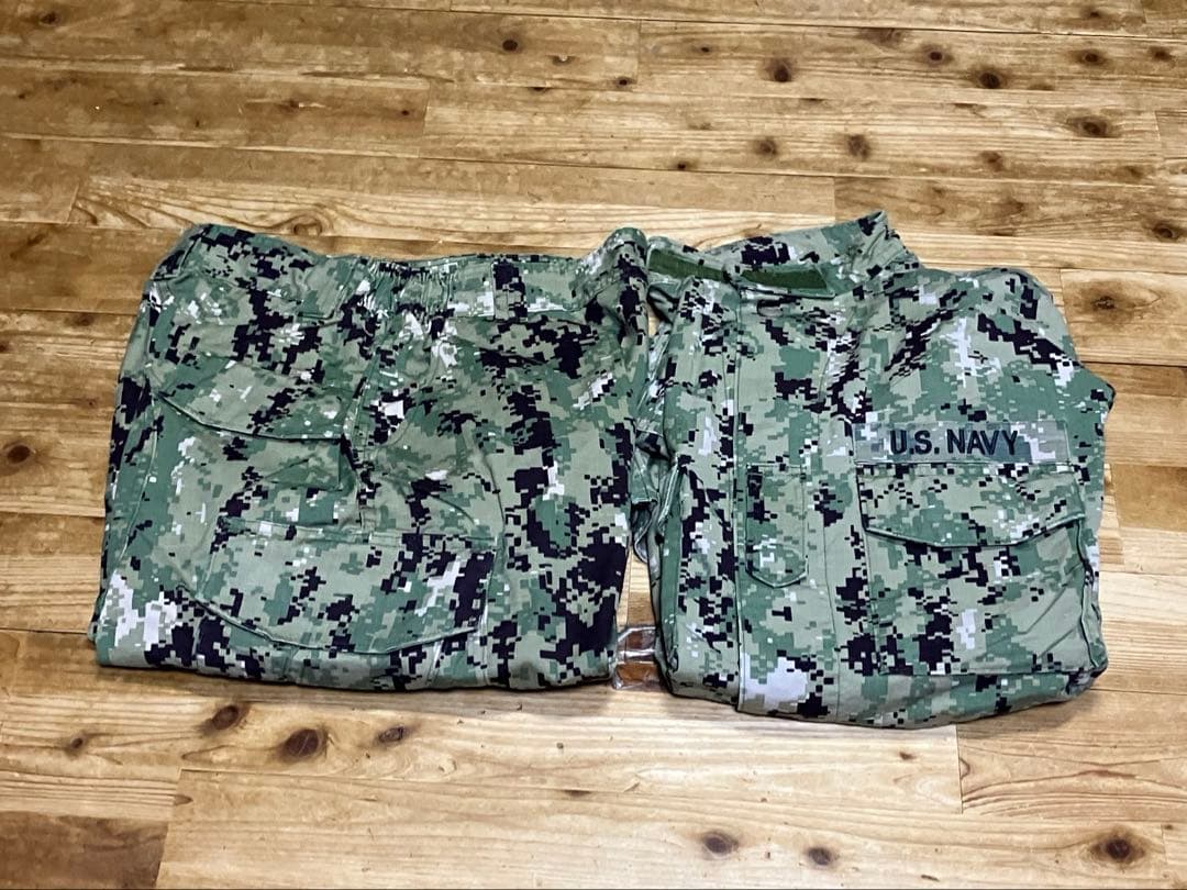 USN NWU Type3迷彩 ジャケット・トラウザーセット M-R 中古良品