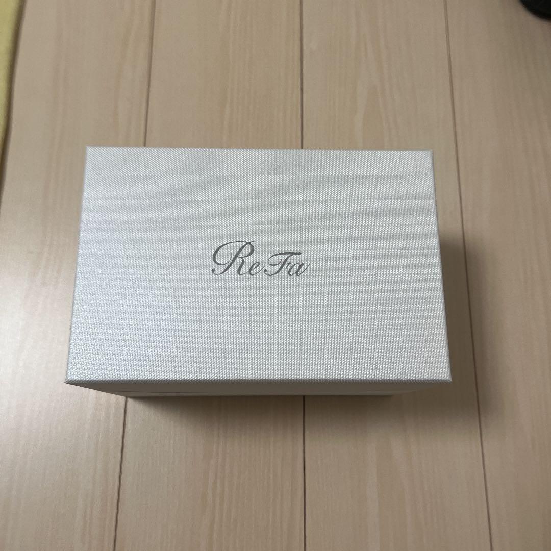 リファ　グレイス　ヘッドスパ