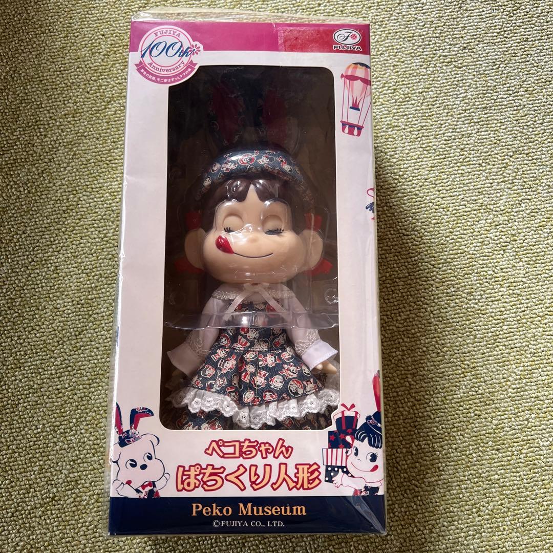 FUJIYA Pekoちゃん 60th Doll - メルカリ