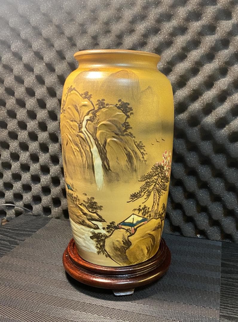 壺 中国製　金窯焼　手造品 祥?陶　金窯焼