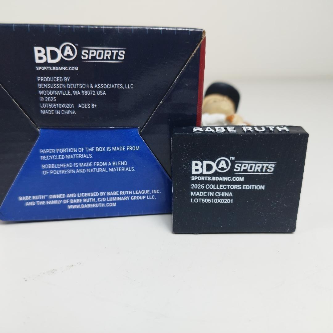 ベーブルース ヤンキース ボブルヘッド 首振り人形 バブルヘッド 新品