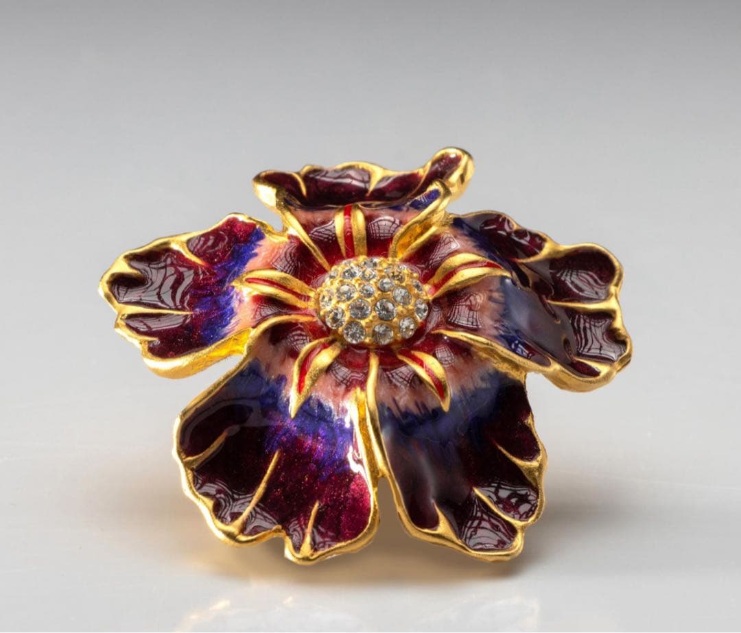 パープルハイビスカス エスティローダー練り香水