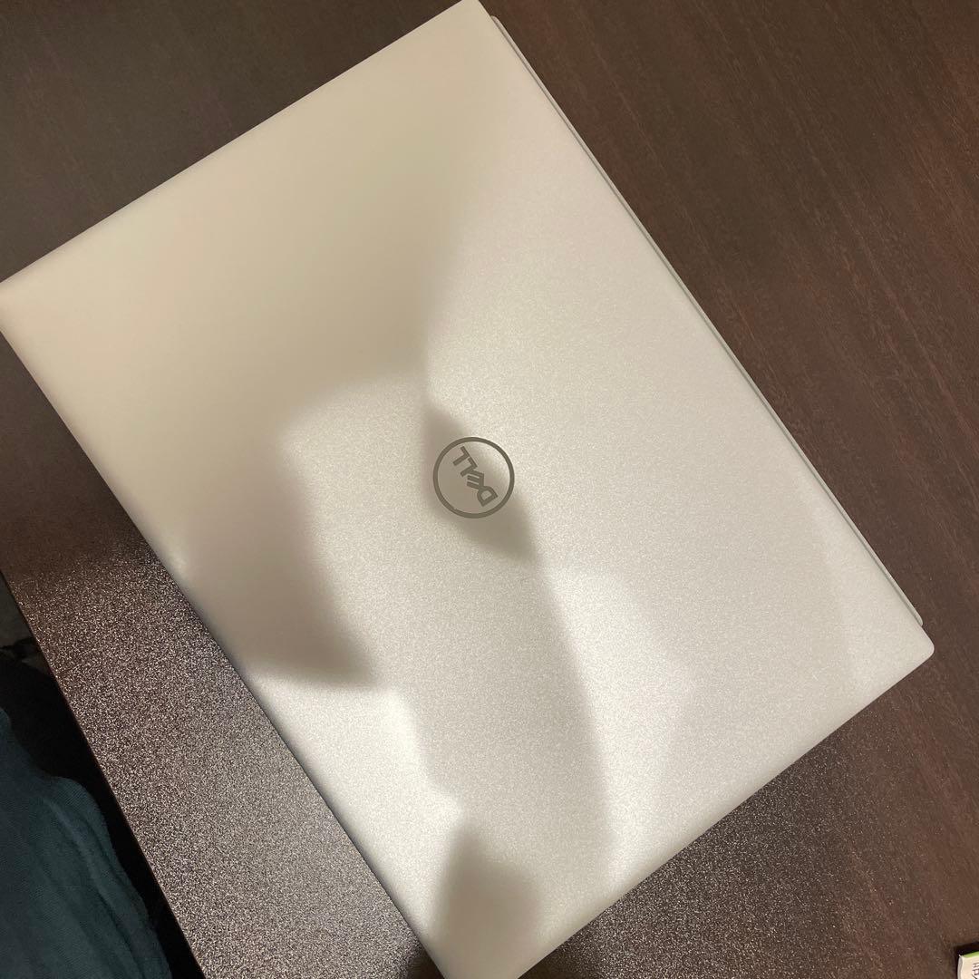 Dell ノートPC Inspiron16 5620