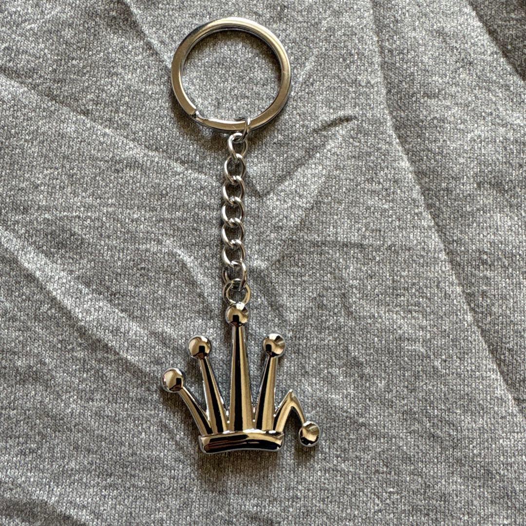 STUSSY メタルビートクラウンキーチェーン - メルカリ