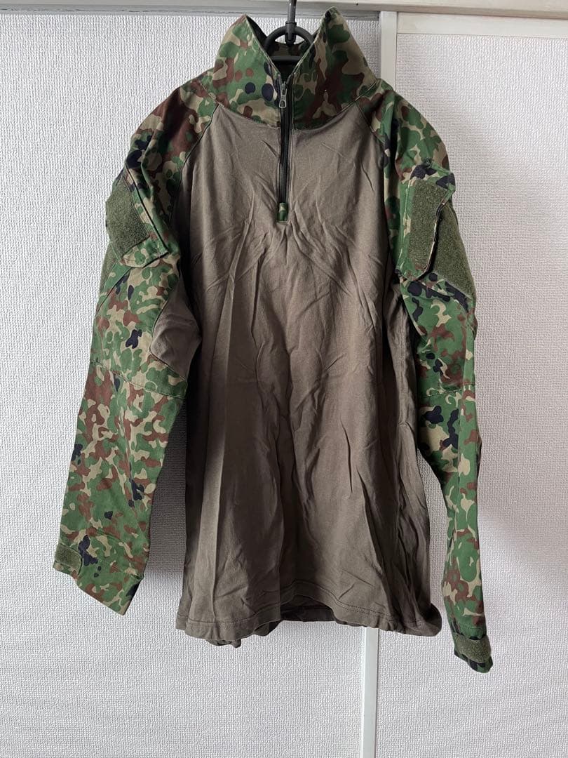 コンバットシャツ