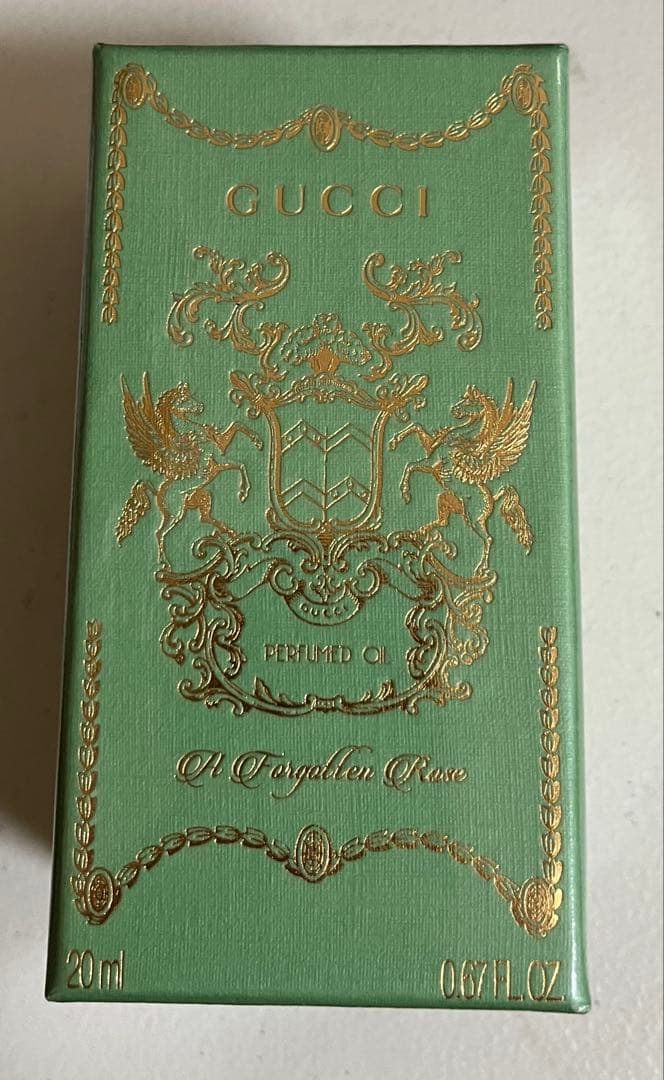 グッチ　フォーガットン　ローズ　パフュームオイル 20ml 新品