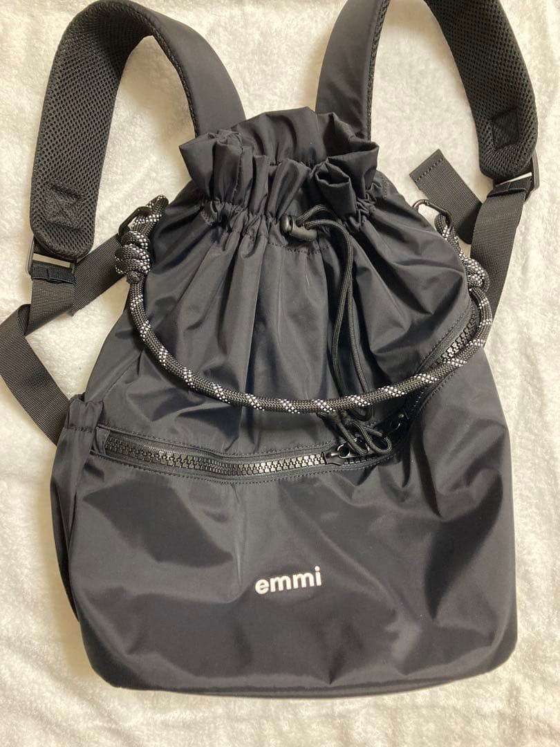 emmi 撥水性　リュックバックパック　３WAY ブラック　黒