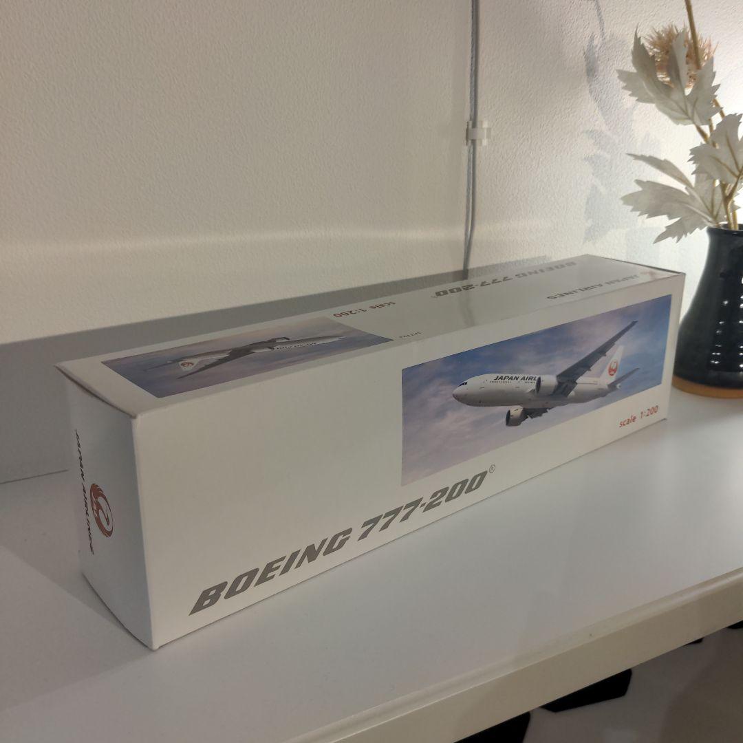Boeing 777-200 日本航空 JAL 付属品全てあり模型 1:200 B747S-200 JAL 日本航空 エグゼクティブエクスプレス (JA8161) (完成品
