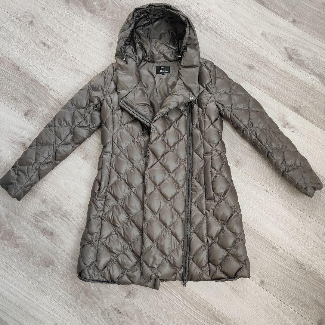 美品　23区　ダウンコート　ジャケット フード付き　レディース　超軽量