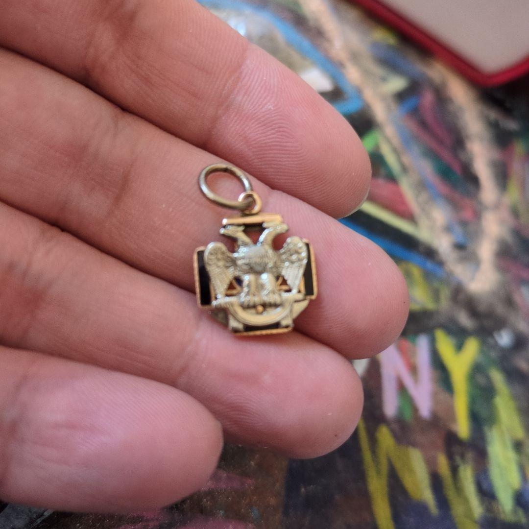 フリーメイソン　ネックレス　断捨離価格