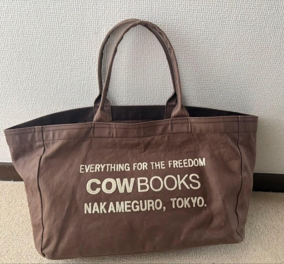COW BOOKS トートバッグ ブラウン