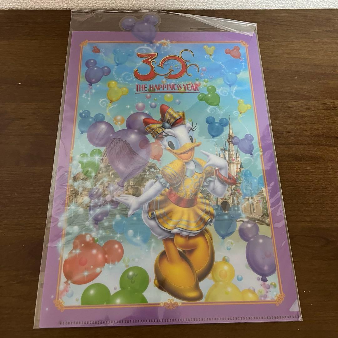 ディズニー 30周年 クリアファイル デイジー - メルカリ