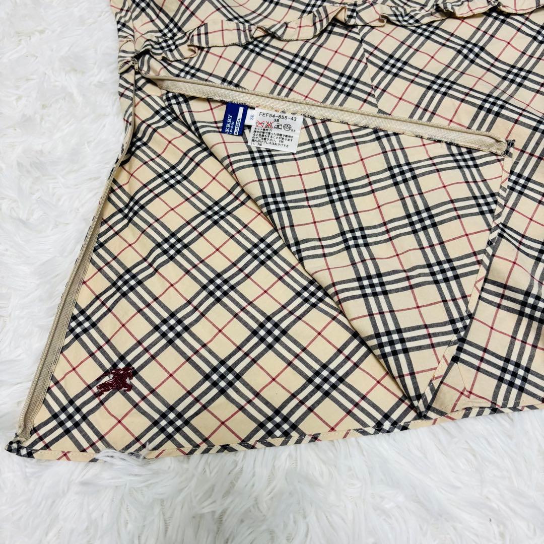 美品 バーバリー ノースリーブ タンクトップ 襟 フリル ノバチェック