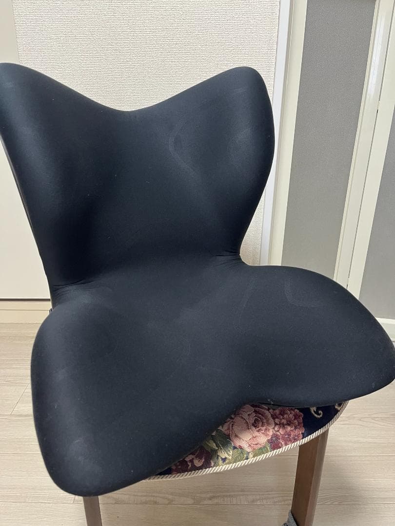 MTG Style PREMIUM ブラック　骨盤・姿勢矯正クッション