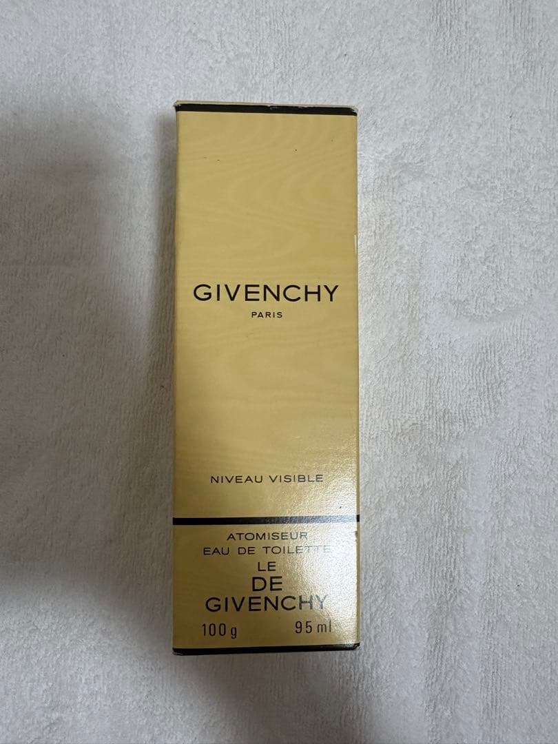 LE DE GIVENCHY NIVEAU VISIBLE 100ml 残9割