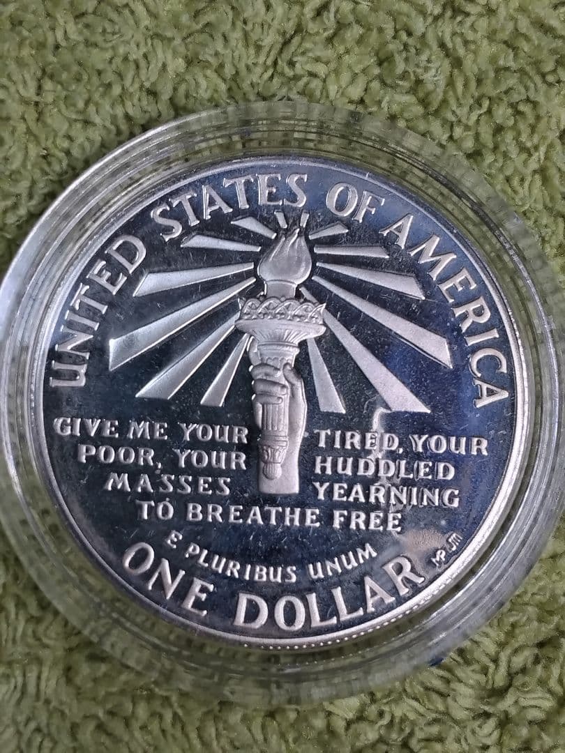 hab028 1986年S. ＄1,50C エリス島 自由の女神 銀貨セット - メルカリ