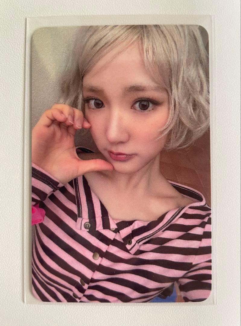 KiiiKiii ジユ トレカ hellolive特典 Delulu Pack - メルカリ