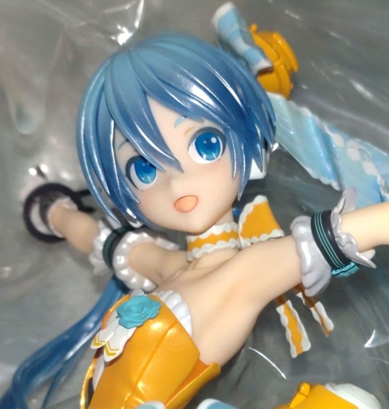 中古箱なしフィギュア ４体セット