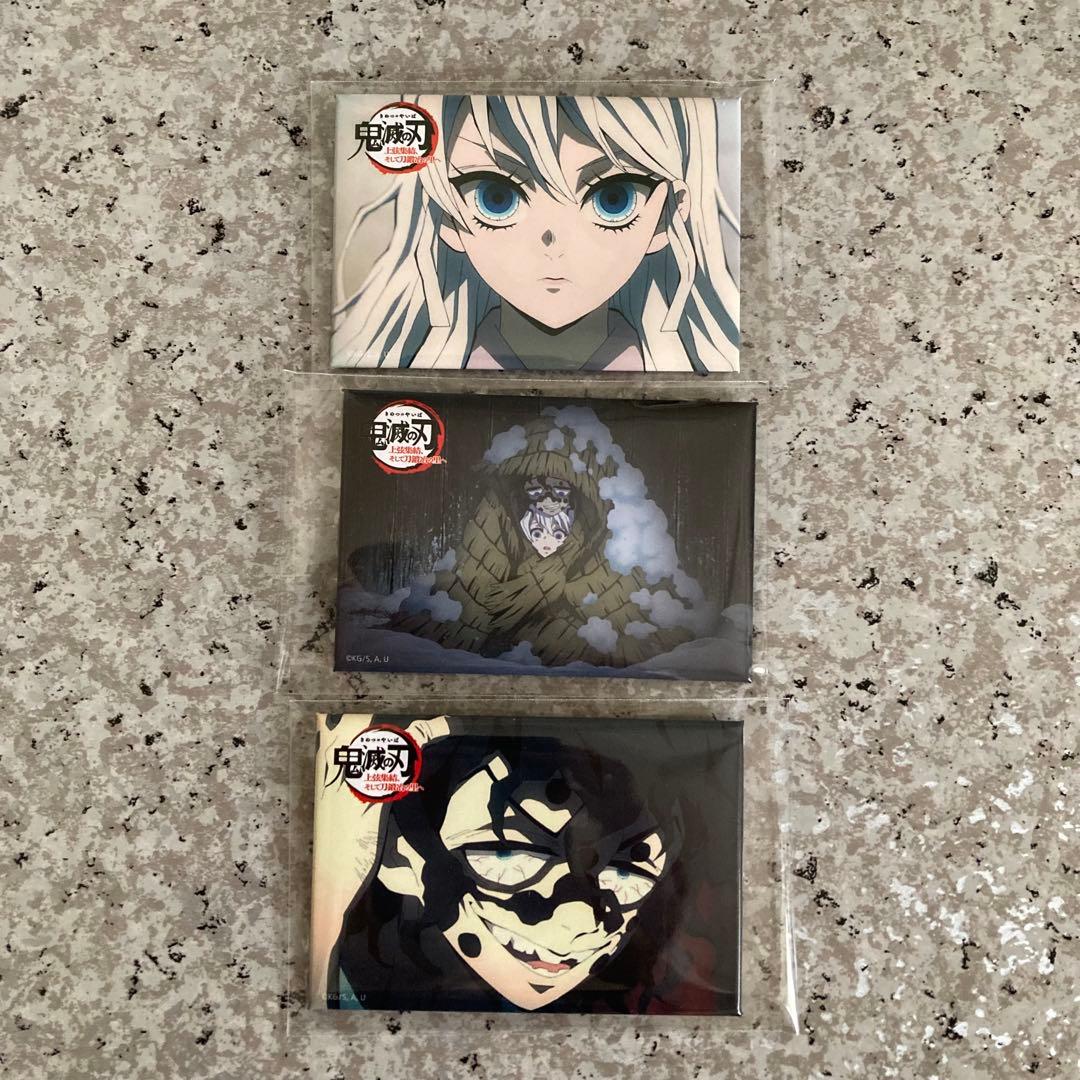 鬼滅の刃 場面写スクエア缶バッジセット ワールドツアー