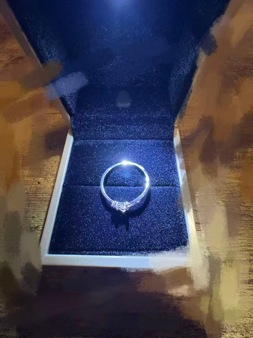 シルバーリング ダイヤモンド風装飾付き