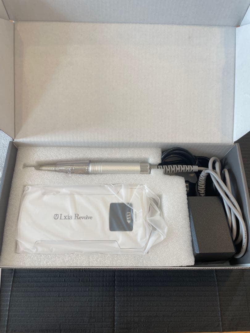 レクシアレボルブ Lxia Revolve プロフェッショナルネイルマシン