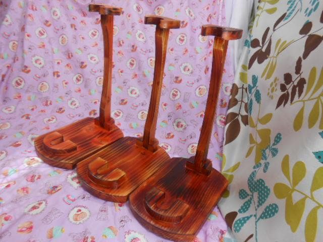 二日間限定 新品未使用(送料無料)8.980円　沖縄三線専用　便利三線台三個組