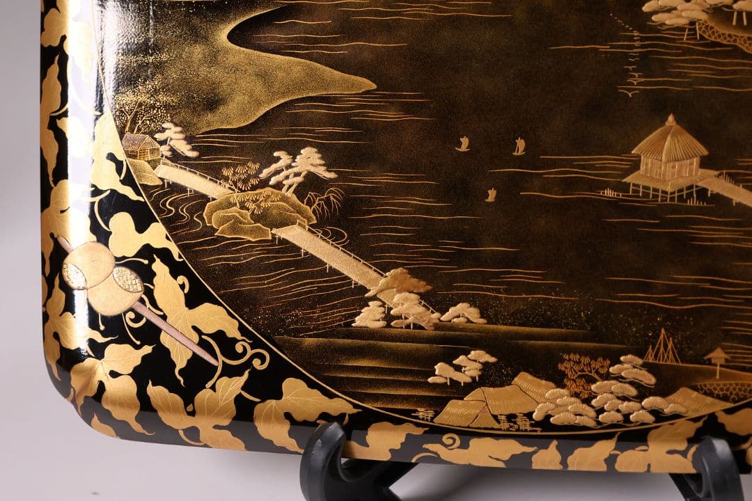 MA698】加賀蒔絵 饅羹重 楼閣山水楽器唐草 金蒔絵 木製 饅頭箱 菓子器