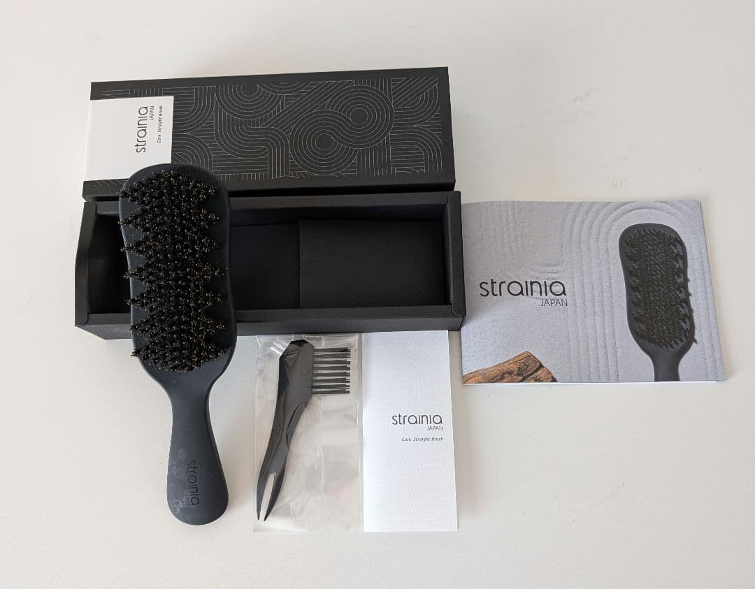 k　　stranio 　ケアストレートブラシ　ブラック コーム付き