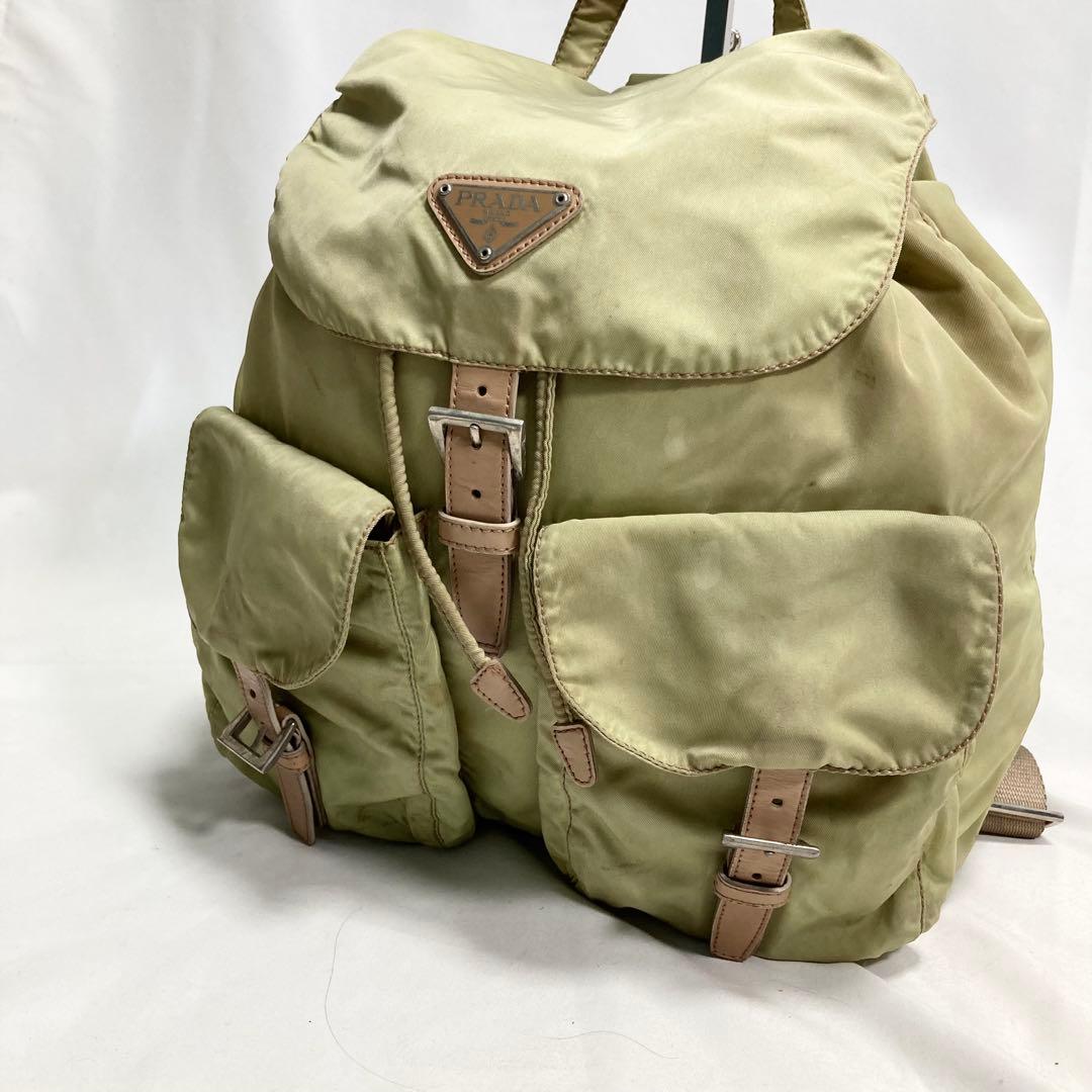 プラダ ナイロン リュック バックパック 三角ロゴ 金具 大容量 多機能 A4