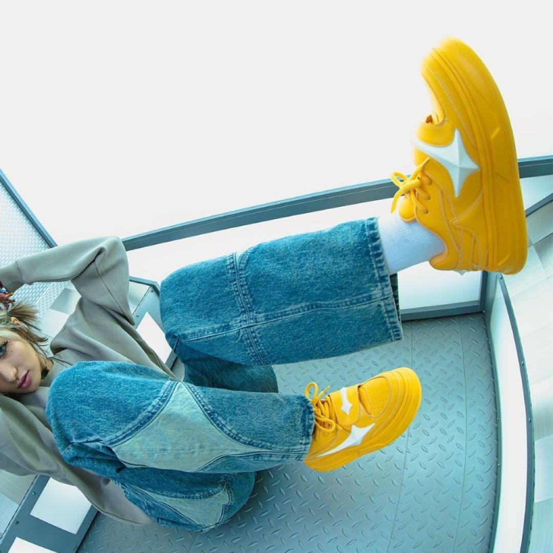 3連休限定値下げ】1807 STARSNEAKERS LOWイエロー完売サイズ - メルカリ