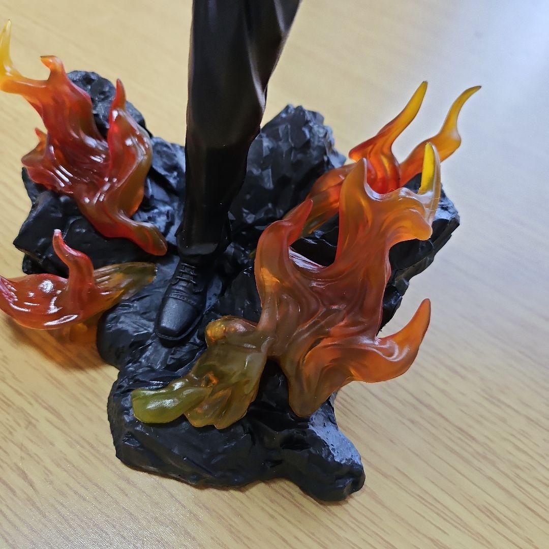 ワンピース サンジ フィギュア 炎エフェクト付き - メルカリ