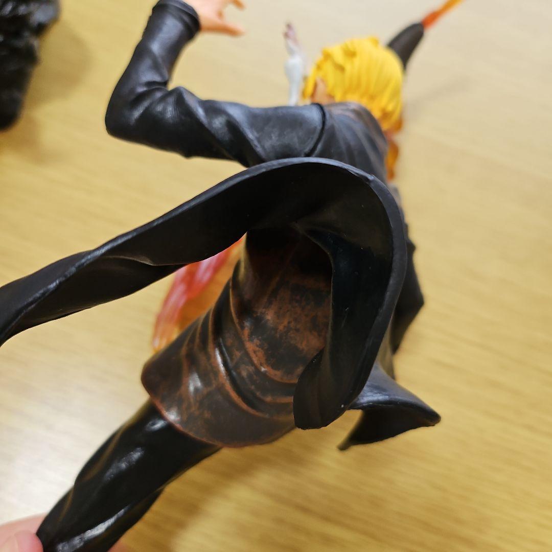 ワンピース サンジ フィギュア 炎エフェクト付き - メルカリ