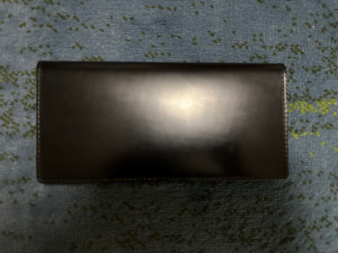大峽製鞄(おおばせいほう)コードバン長財布(ブラック)