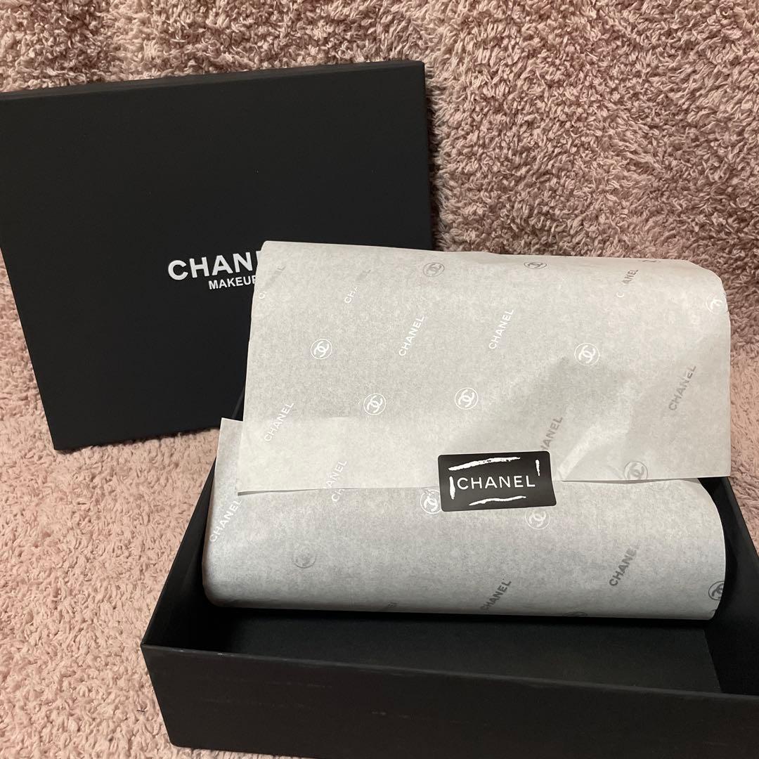 CHANEL キルティング エナメル加工バッグCHANEL31ノベルティ - メルカリ