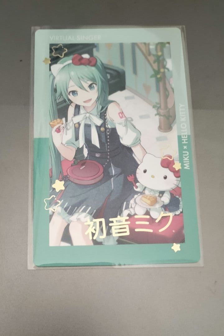 初音ミク プロセカ サンリオコラボ エピカ 箔押し - メルカリ