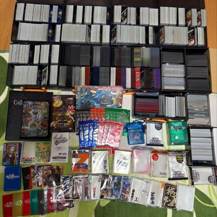 デュエルマスターズ　まとめ売り　デッキ　引退　カード　ストレージ　ケース付き