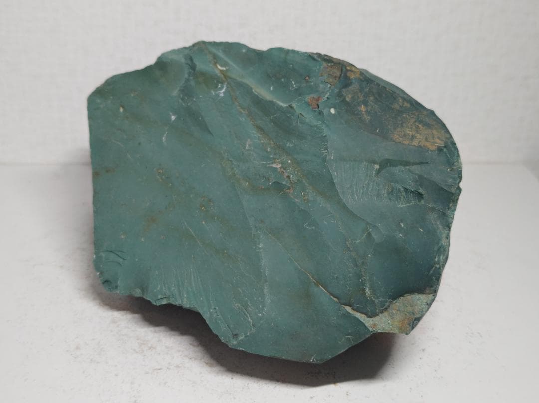 出雲石 4.3kg 碧玉 青瑪瑙 原石 鑑賞石 自然石 誕生石 鉱物 鉱石 水石