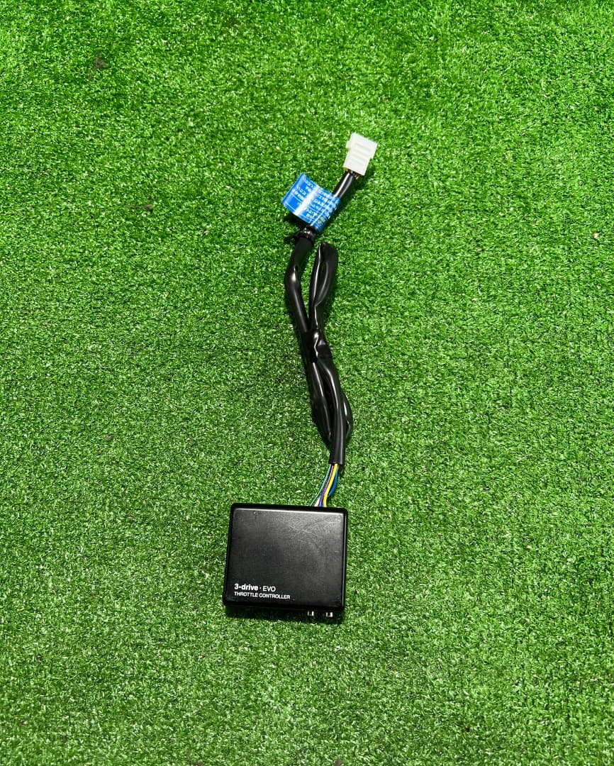 3-drive EVO スロットルコントローラー PIVOT by diffeducation PIVOT ピボット スロットルコントローラー 3