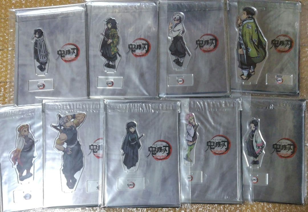 鬼滅の刃　柱合会議　蝶屋敷　ランダムアクリルスタンド　コンプリートセット