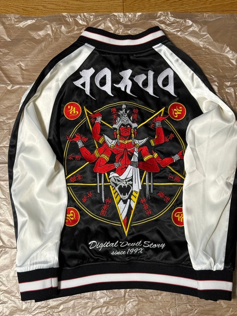 墓場の画廊 真・女神転生/LAW＆CHAOS リバーシブル スカジャン - メルカリ