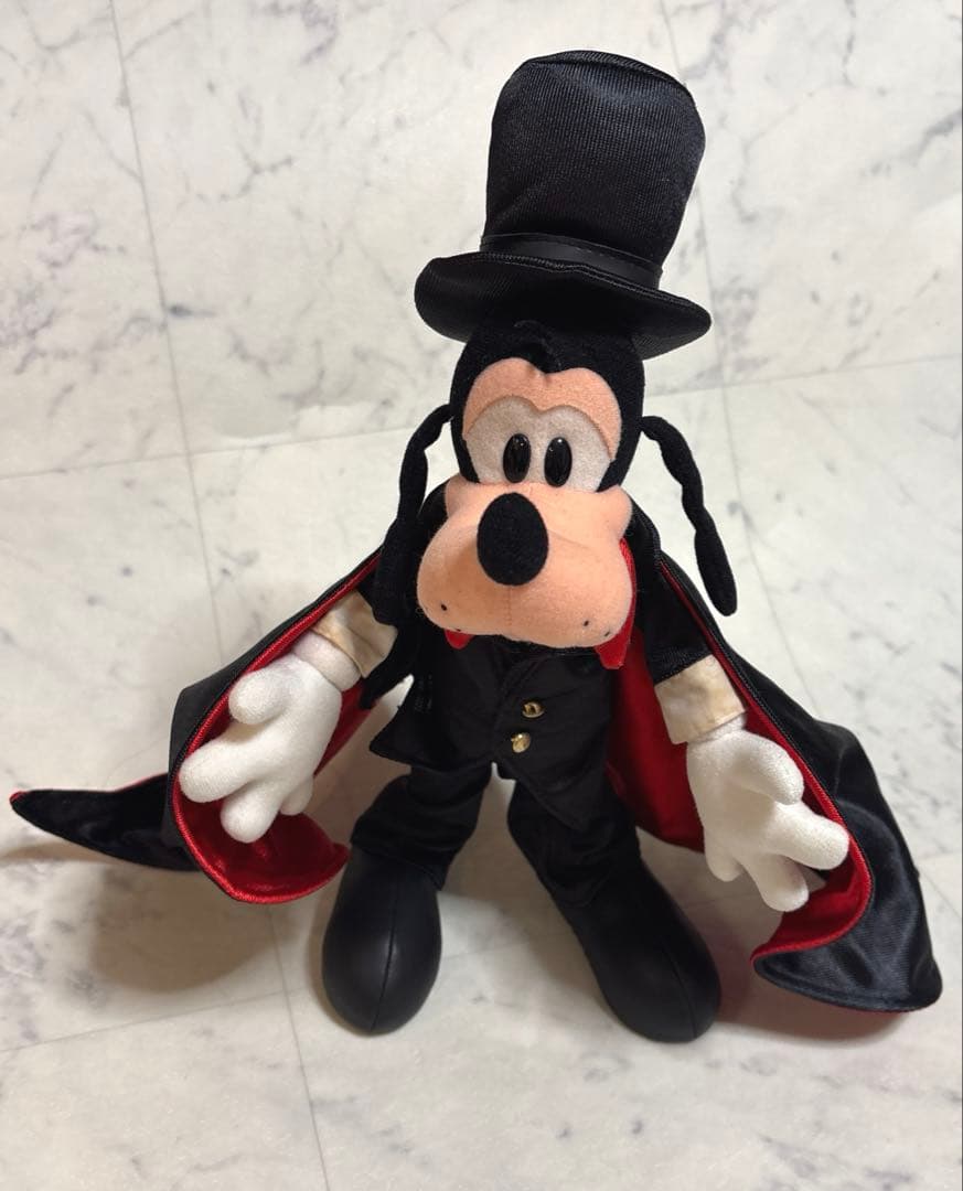 激レア！希少！ディズニー グーフィー ハロウィン スタンディングドール